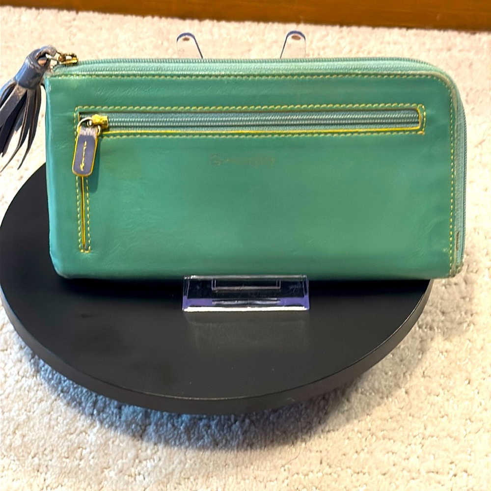 GHERARDINI CONTINENTAL LONG WALLET IN GREEN LEATHER EUC